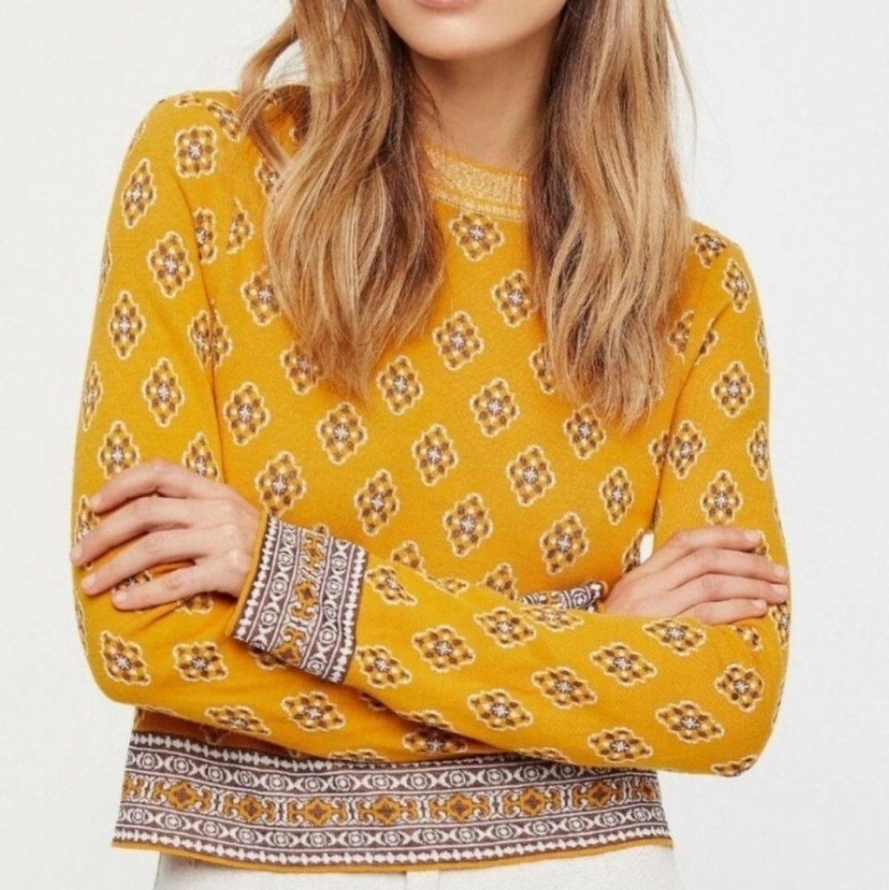 Free People New Age Crew Neck in Yellow Ling Sleeve Sweater Size S
